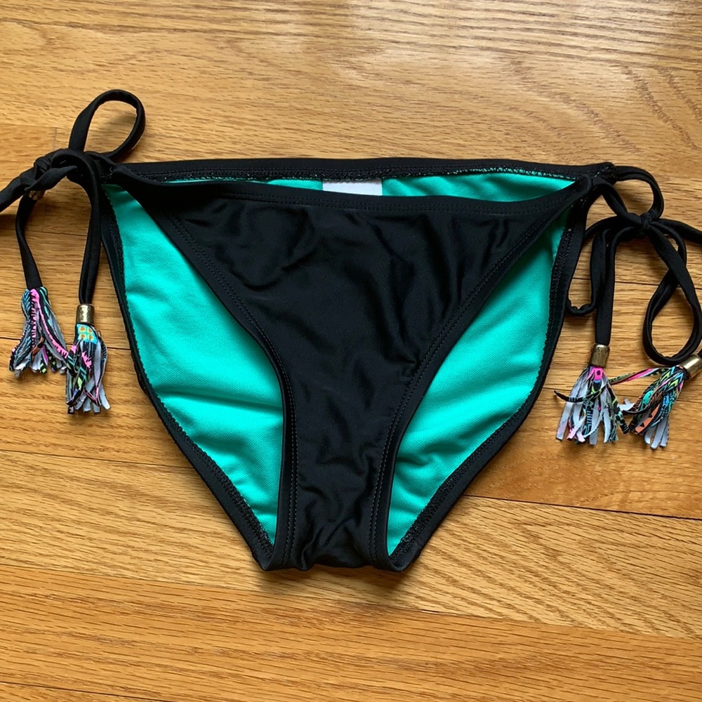 Bikini Bottom W/Tassel Ties